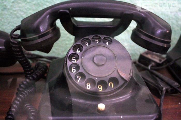 Loại điện thoại được Bộ tư lệnh Thông tin liên lạc lắp đặt tại Nhà D67, Đại tướng Văn Tiến Dũng, Tổng Tham mưu trưởng QĐND Việt Nam đã sử dụng chỉ đạo các chiến trường trong kháng chiến chống Mỹ từ năm 1968 đến 1975.